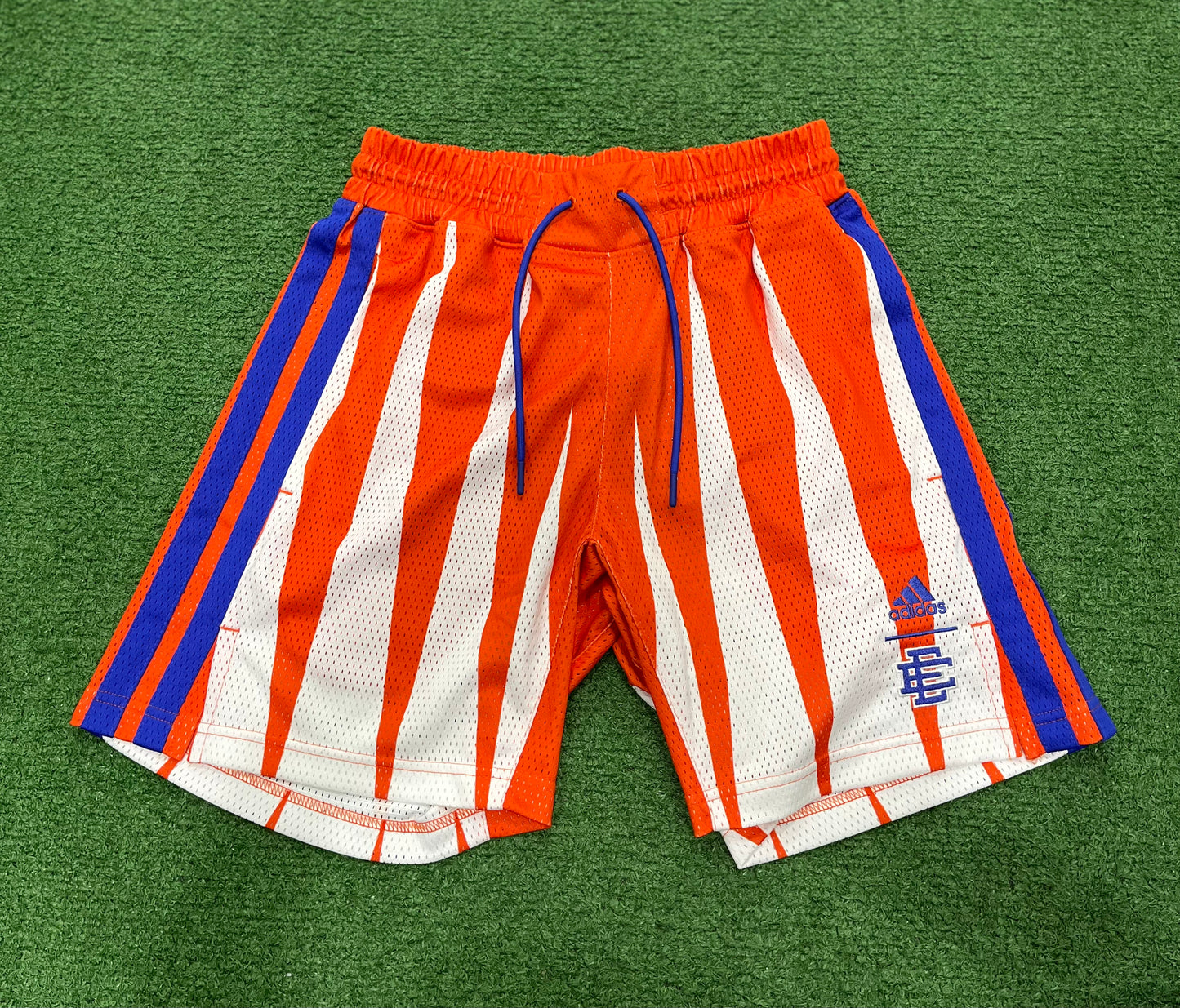 Adidas x Eric Emanuel Hoops Essentials Shorts Orange, Shorts - Supra Sneakers