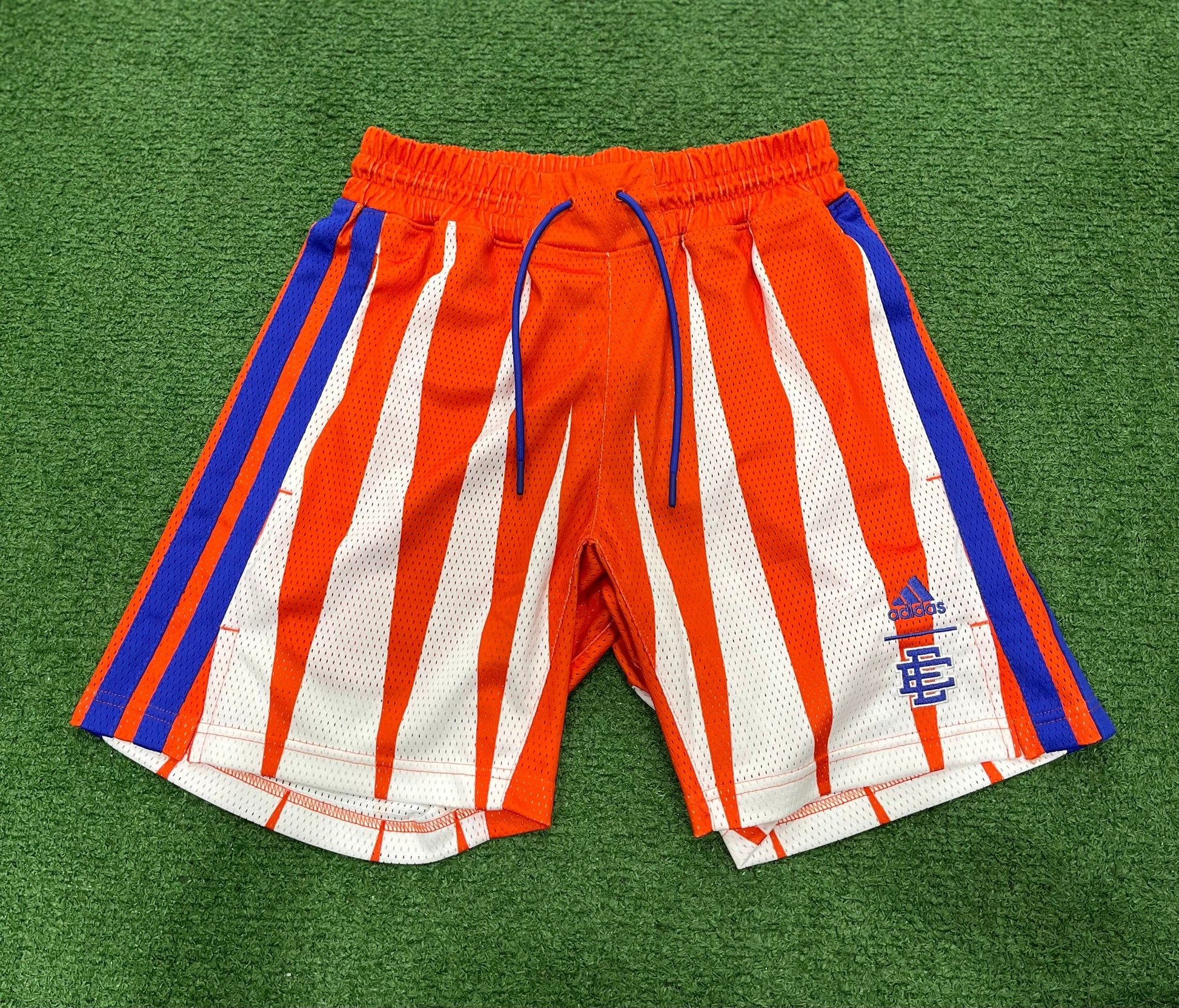 Adidas x Eric Emanuel Hoops Essentials Shorts Orange, Shorts - Supra Sneakers