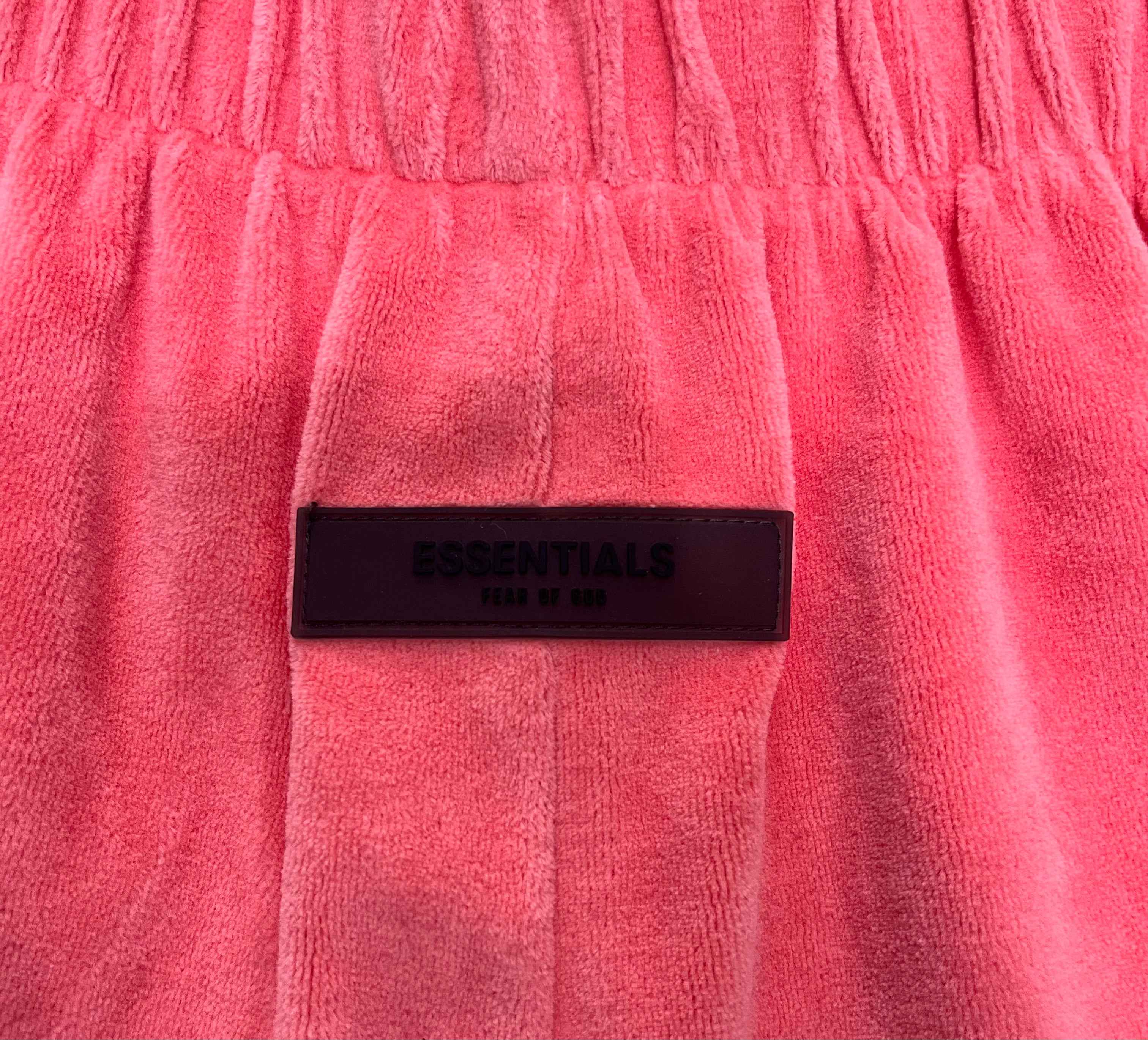 Fear of God Essentials Women's Velour Short Coral, Shorts - Supra Sneakers