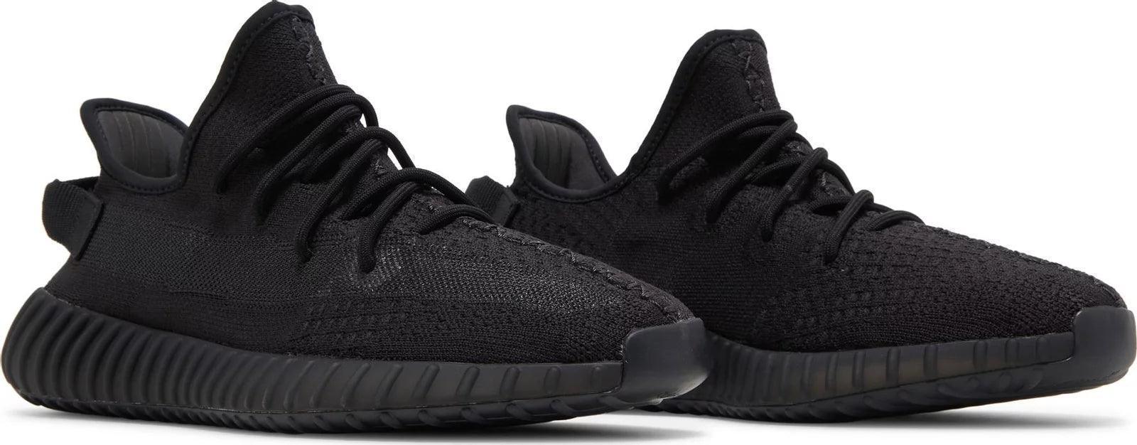 Yeezy Boost 350 V2 Onyx - Supra Sneakers