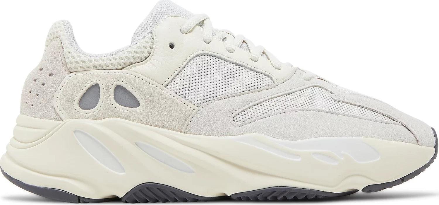 Yeezy Boost 700 Analog - Supra Sneakers